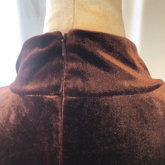 Vintage 1970s Virginia Slims V-Wear velour dress - Picture 4 of 6